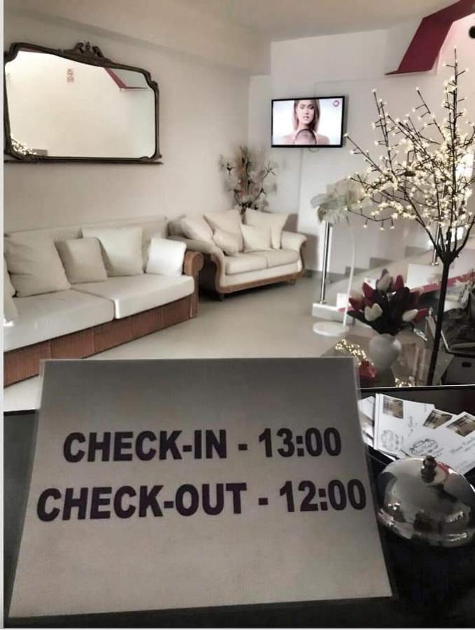 Casa Regala Ear Otel Craiova Dış mekan fotoğraf